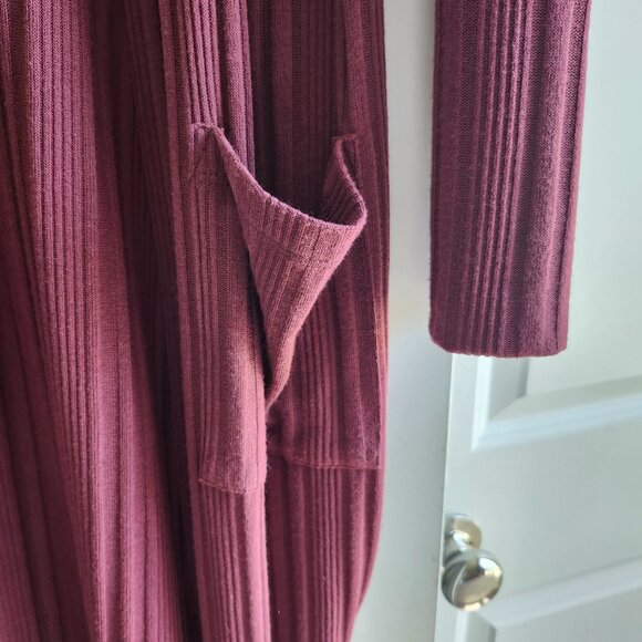 PEYTON JENSEN Women's Size Large, Maroon- Colored Cardigan - Picture 2 of 7